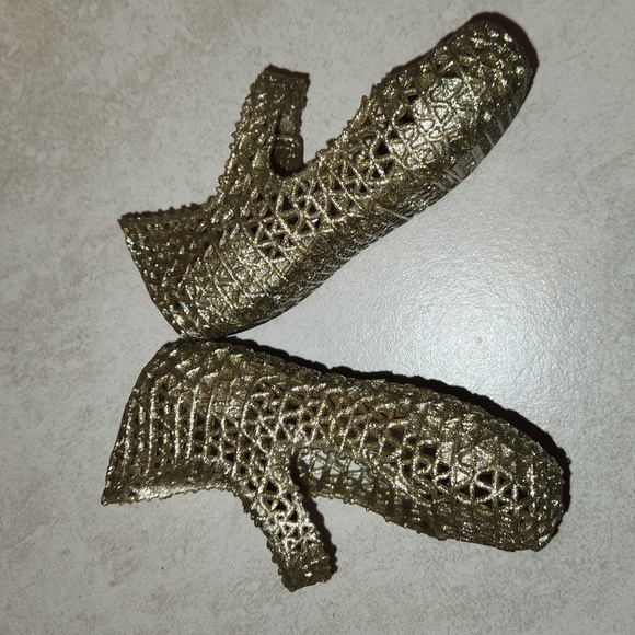 Mini Melissa Sparkling Gold Dress Shoes - Picture 2 of 5